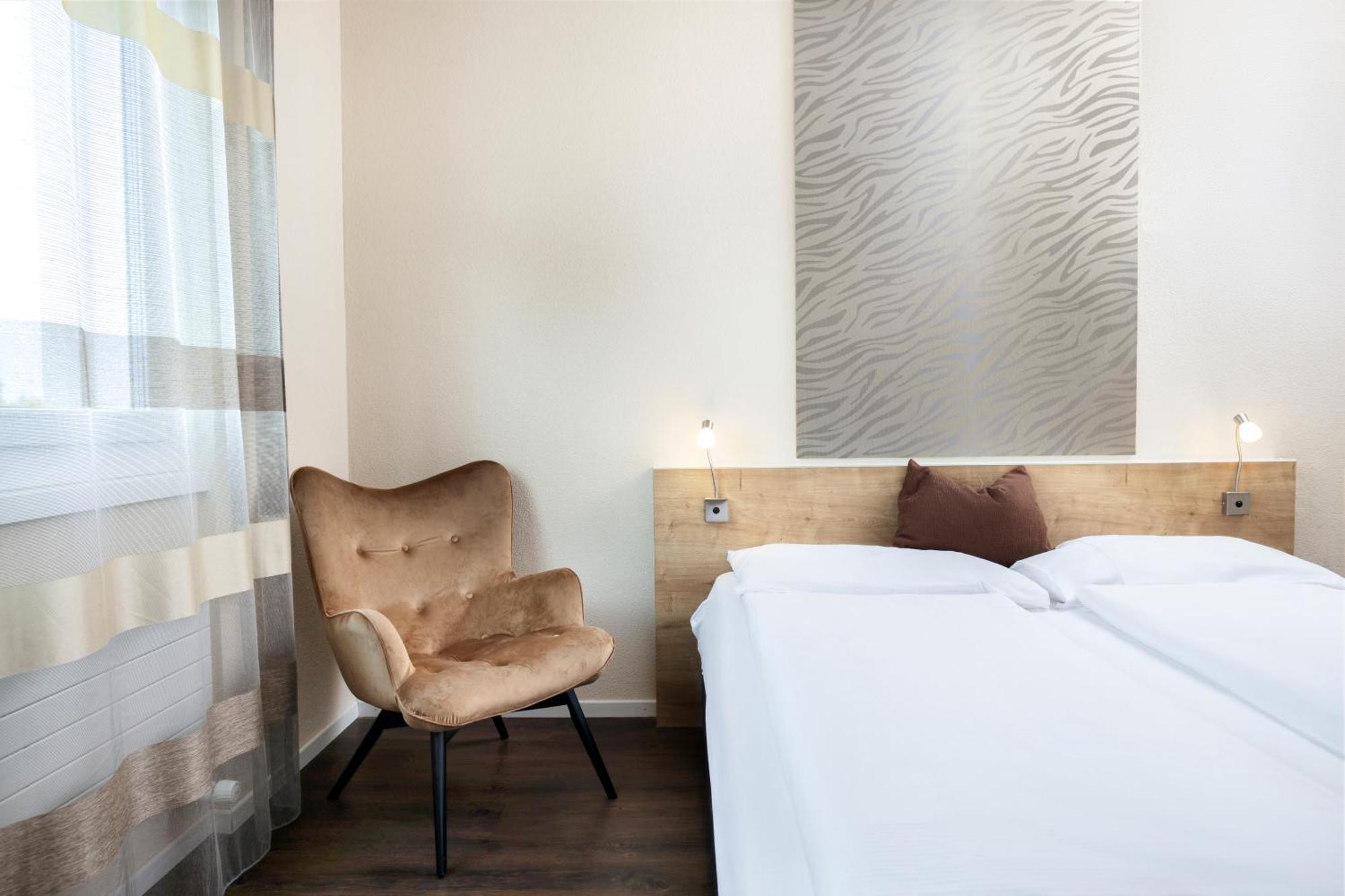 Villmergen Swiss Quality Hotel Екстериор снимка