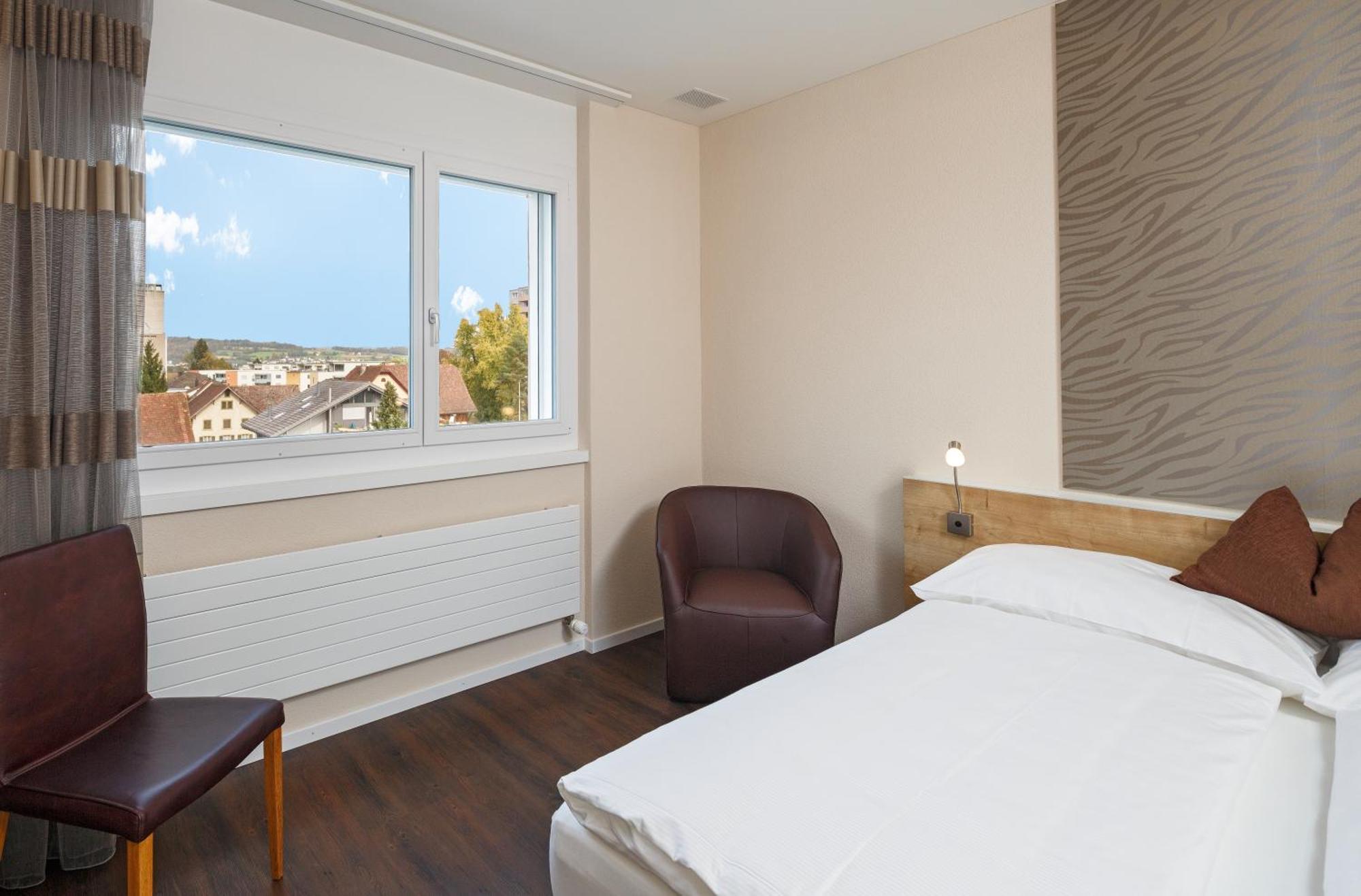 Villmergen Swiss Quality Hotel Екстериор снимка