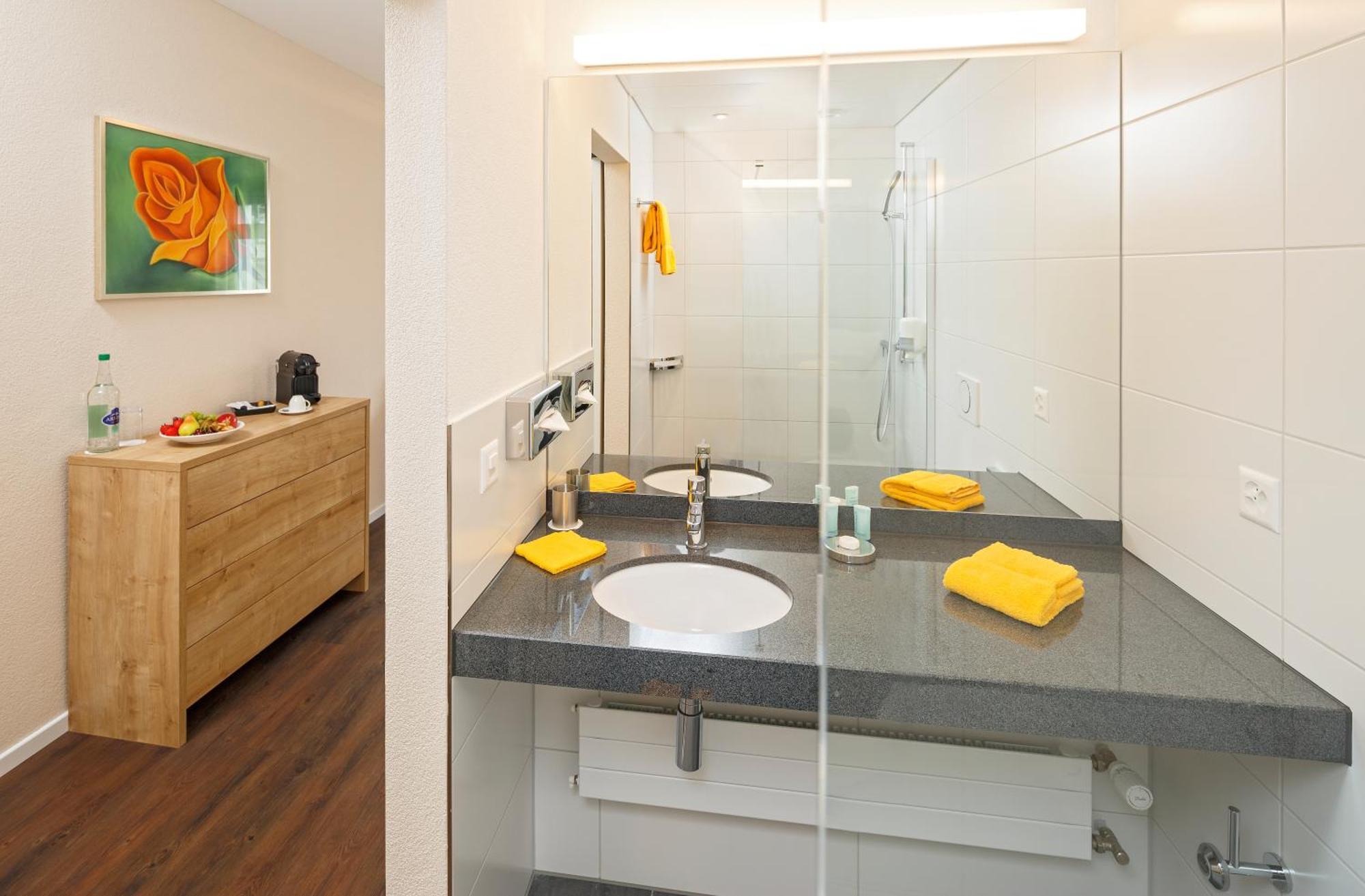 Villmergen Swiss Quality Hotel Екстериор снимка