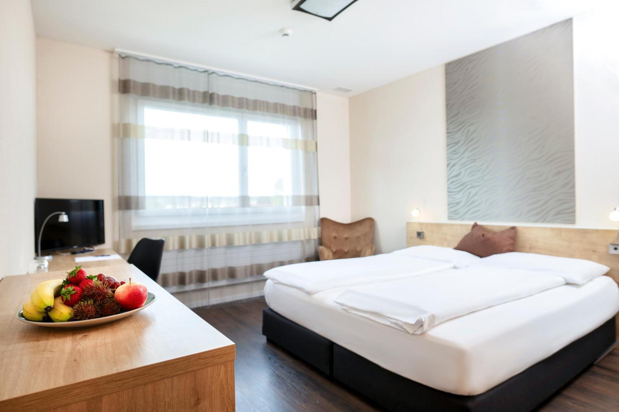 Villmergen Swiss Quality Hotel Екстериор снимка