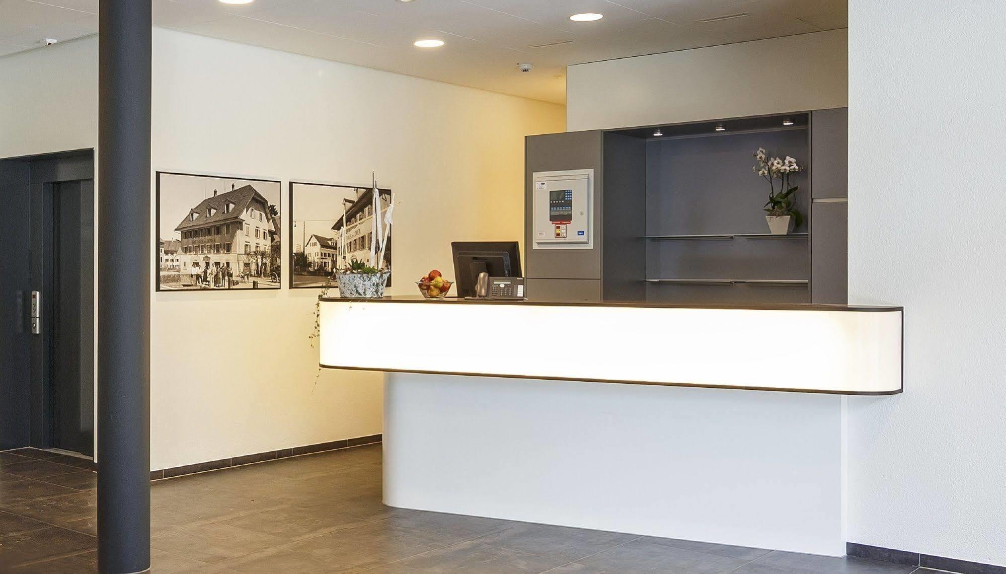 Villmergen Swiss Quality Hotel Екстериор снимка